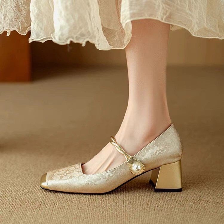 💕🌈【Размери 35-40】✨👡Дамски обувки Мери Джейн, винтидж модел, бродирани цветя, модерен стил